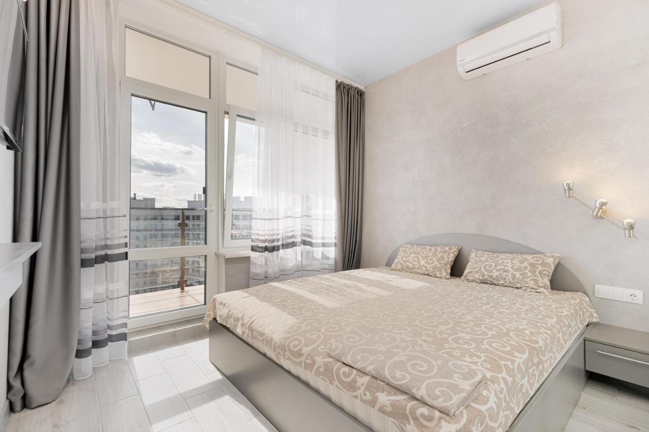 Pearl 44 Apartment With Terrace Odessa Eksteriør bilde